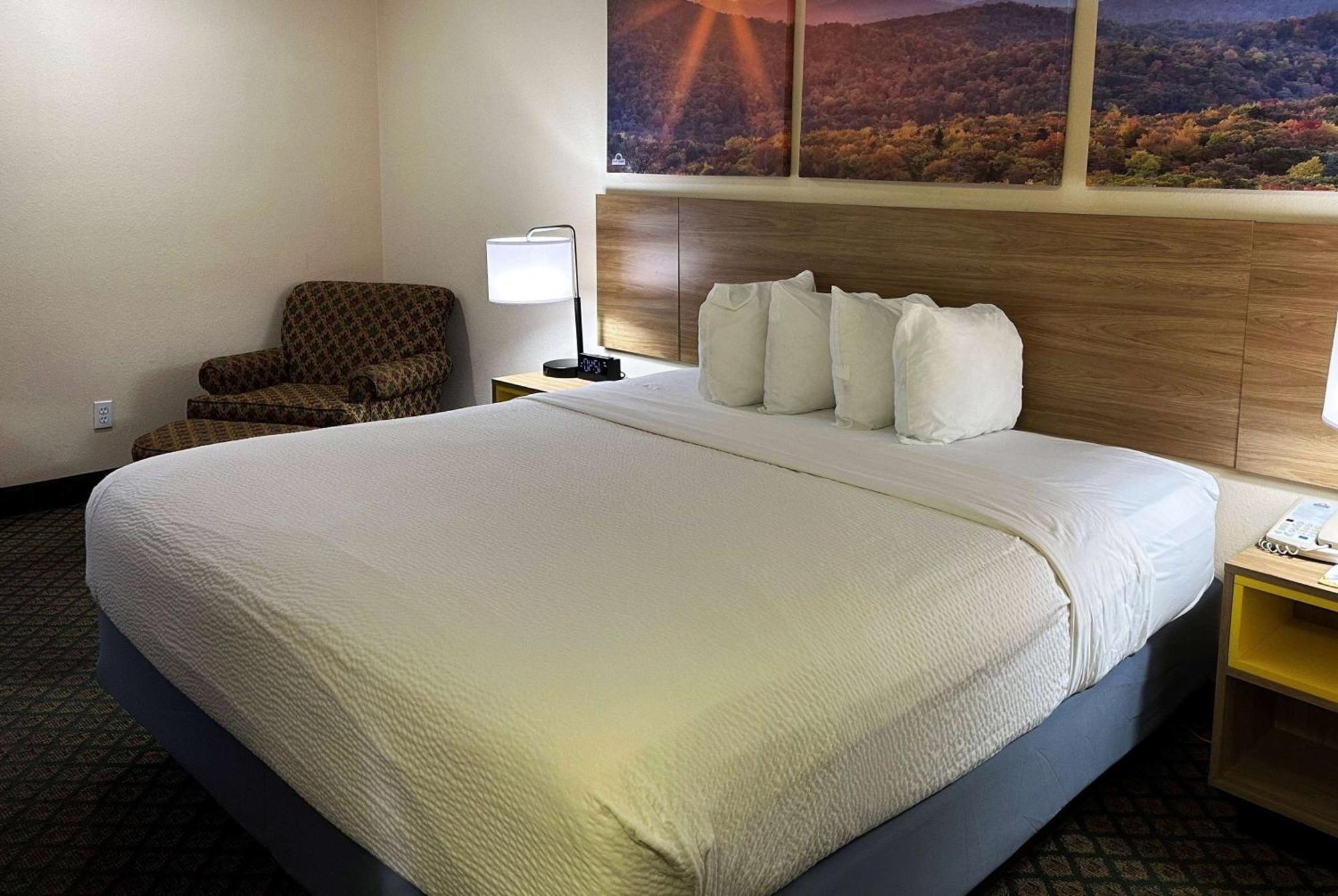 Days Inn & Suites By Wyndham Eunice Exterior foto